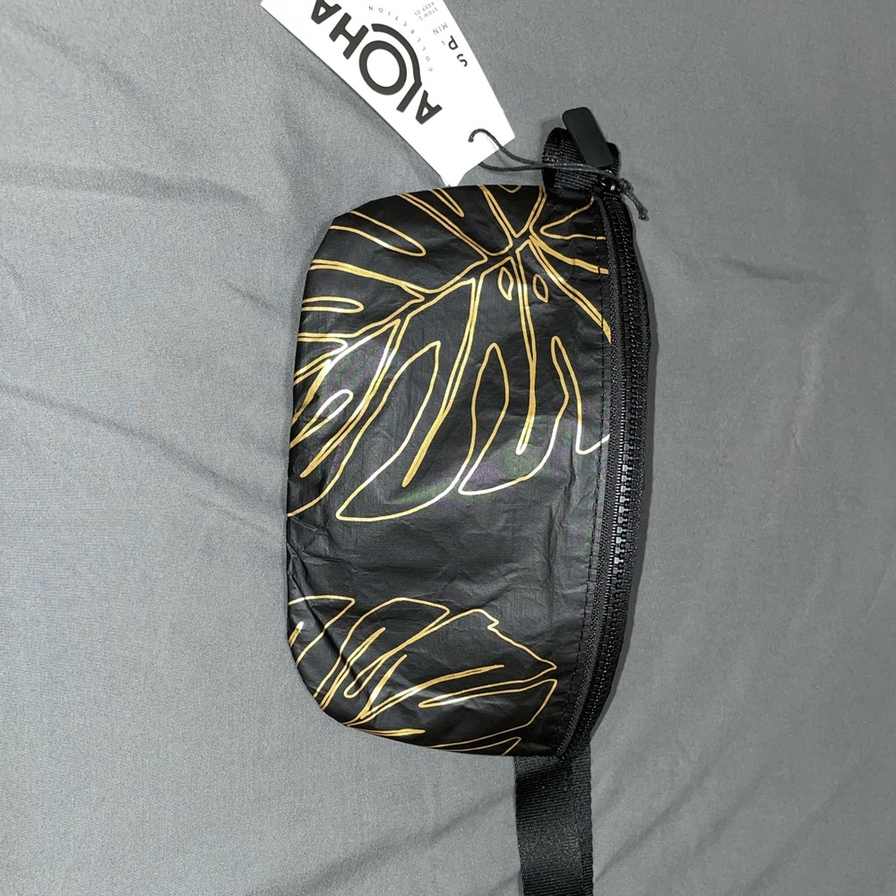 Aloha collection hip pack